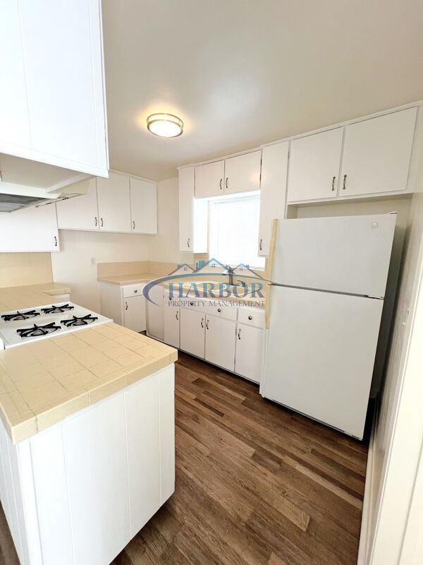 Foto del edificio - 3820 W 242nd St