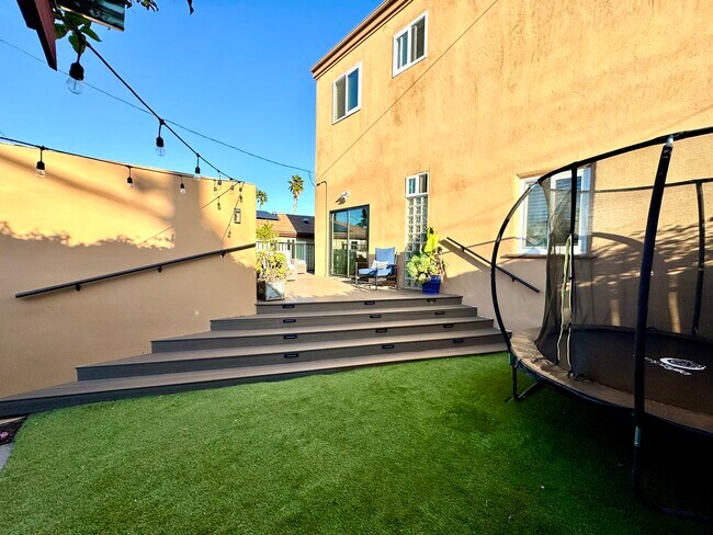 Foto del edificio - 1824 Mendota St