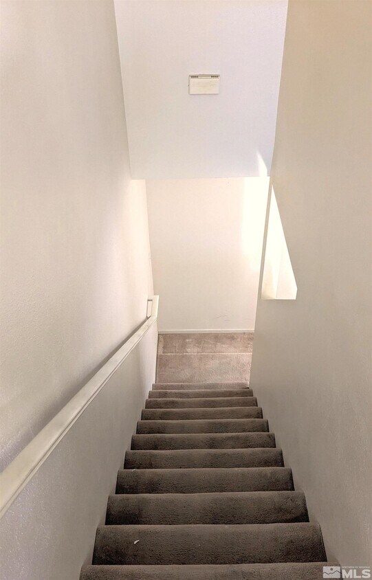 414 Valley Cir, Dayton, NV 89403 Townhome Rentals in Dayton NV