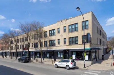 Foto del edificio - 3735 N Spaulding Ave