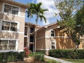 Building Photo - 8851 Wiles Rd
