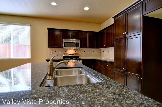 Building Photo - 3 br, 2 bath House - 4152 Harlan Ranch Blvd
