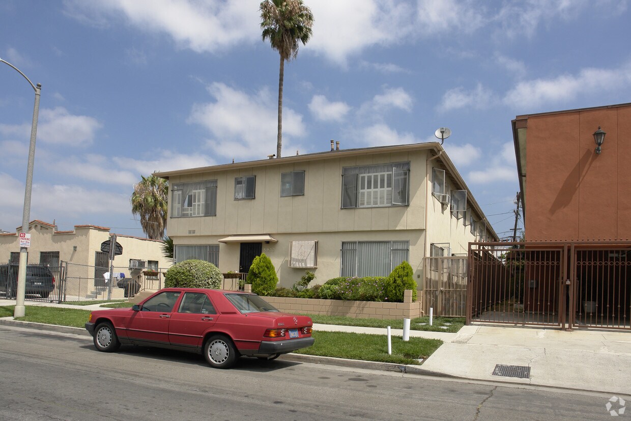Building Photo - 5933 Gregory Ave