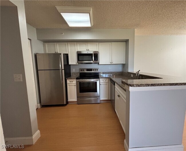 Foto del edificio - 1170 Wildwood Lakes Blvd