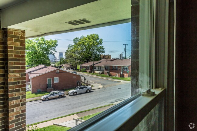 Downtown Views - Roberts Park Apartments