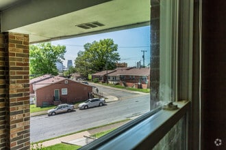 Downtown Views - Roberts Park Apartments
