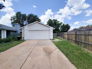 Building Photo - 17706 Glenhagen Ct