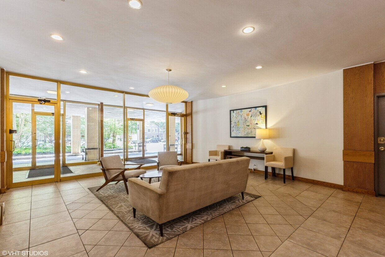 Foto del edificio - 1516 Hinman Ave
