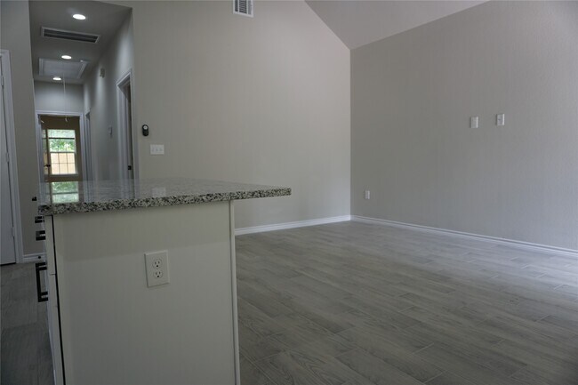 Foto del edificio - 11478 Underwood St