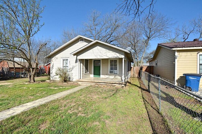 Building Photo - 875 Porter St
