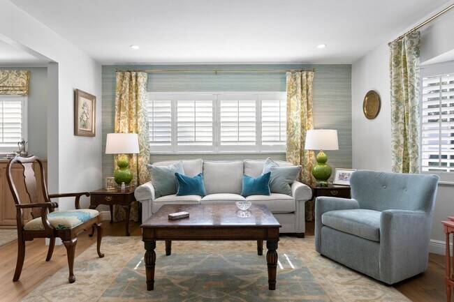 Foto del edificio - 4 bed, 3ba, 2 car garage home in Culbreath Heights