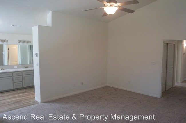 Foto del edificio - 4 br, 2 bath House - 11914 Bellinger Street