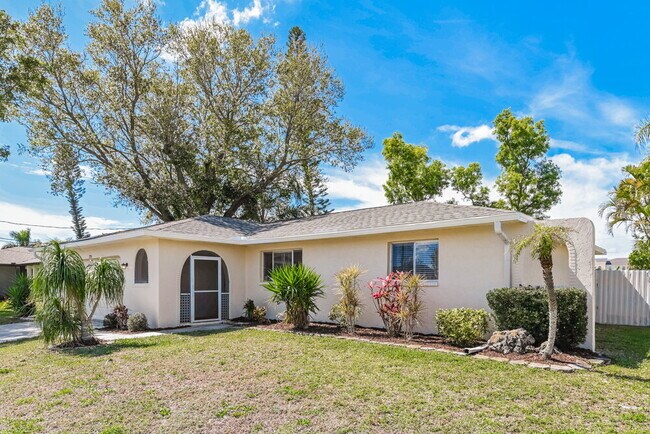 Foto del edificio - 324 SE 17th Pl