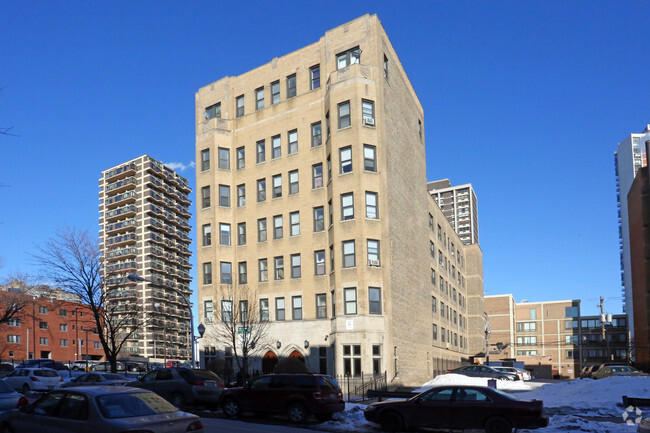 Building Photo - Marquis Apartments