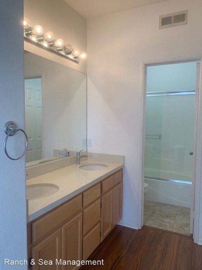 Foto del edificio - 2 br, 2 bath House - 402 Carmel Creeper Pl