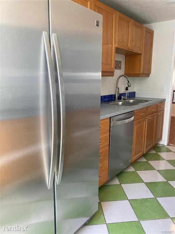 Foto del edificio - 3 br, 2.5 bath Townhome - 15221 Magnolia B...