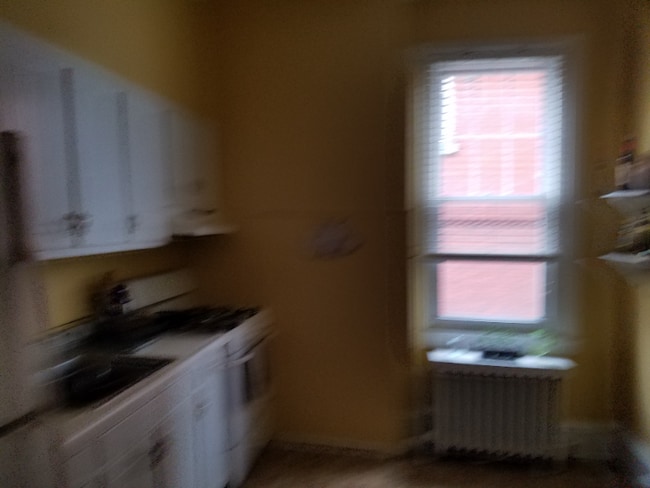 Building Photo - 162 Sumac St