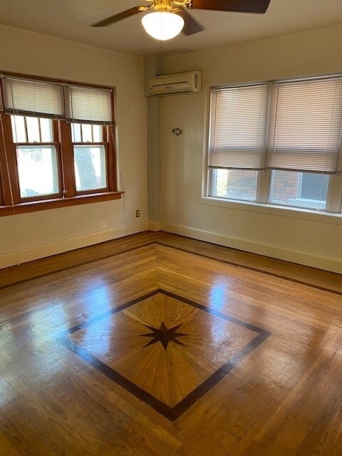 Foto del edificio - 518 NW 12th St