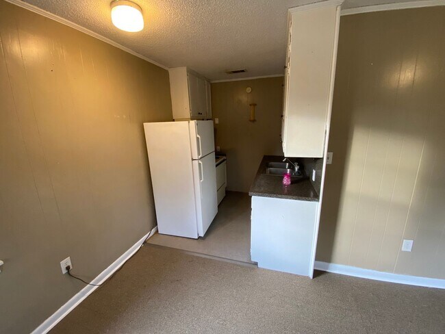 Building Photo - 1 Bed/1 Bath Apt. for lease, 1116 Booth Ro...