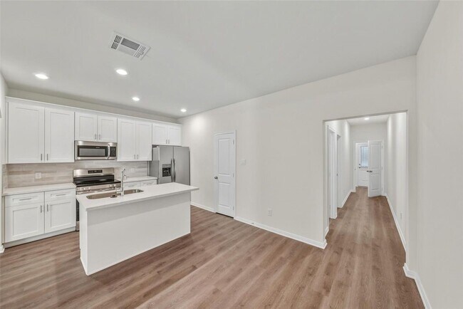 Foto del edificio - 706 W Dallas St