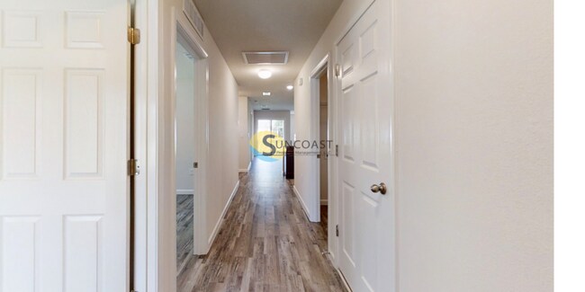 Foto del edificio - 1 Rosecroft Ln