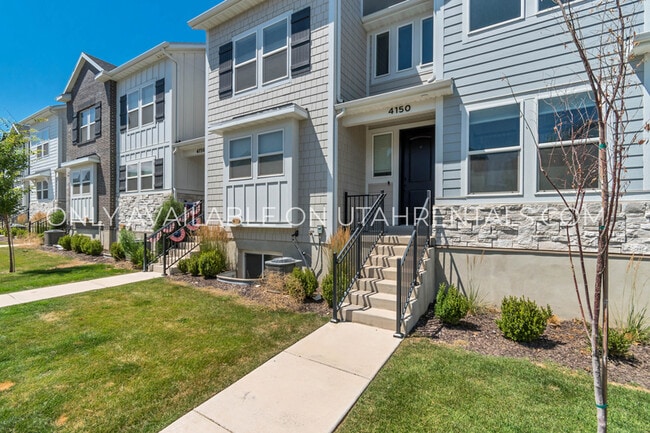 Building Photo - 4150 W Hardman Way