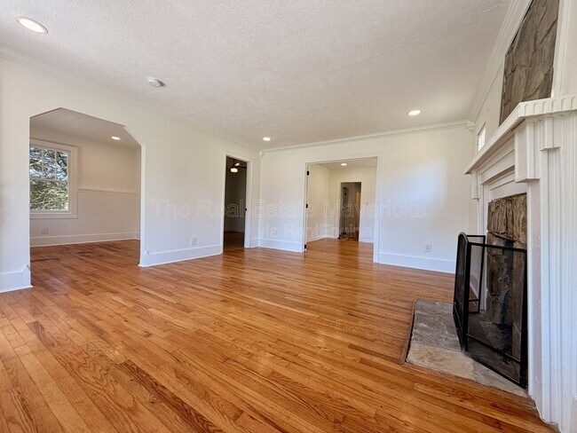 Foto del edificio - 14023 Mt Tabor Rd