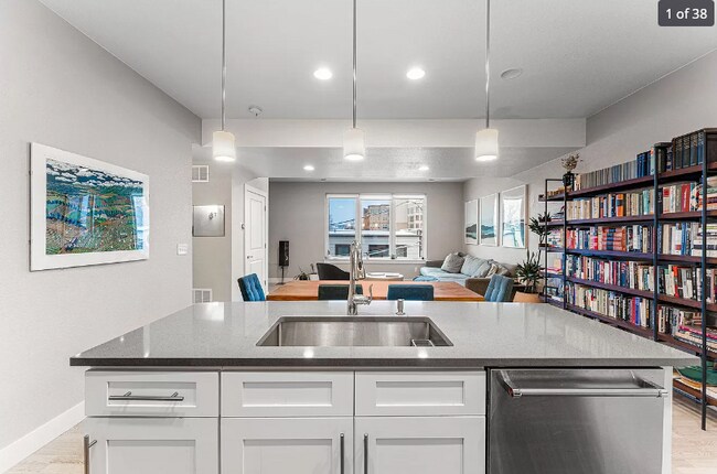 Foto del edificio - 2328 Clay St