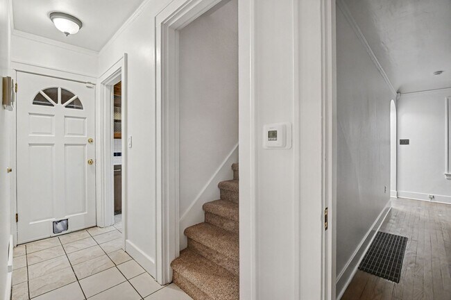 Foto del edificio - 9222 35th Ave SW