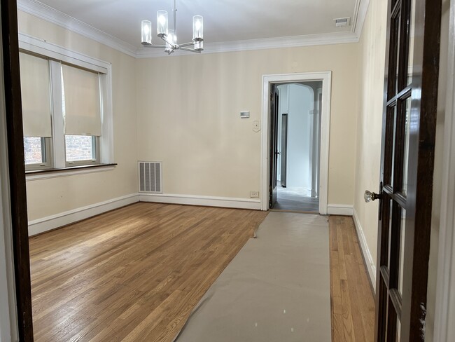 Dining Room - 9434 S Justine St