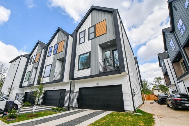 Foto del edificio - 2807 Anita St