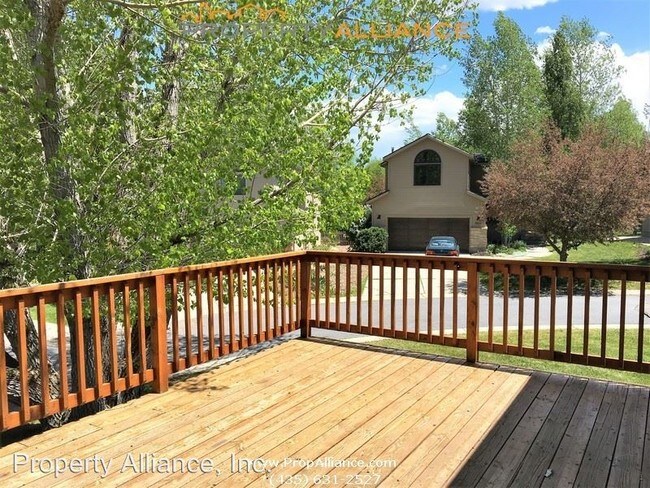 Foto del edificio - 3 br, 3 bath House - 1480 Meadow Loop Road
