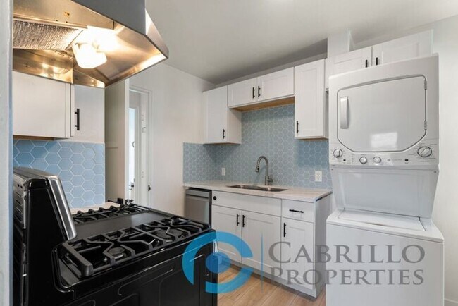Foto del edificio - 4571 North Ave