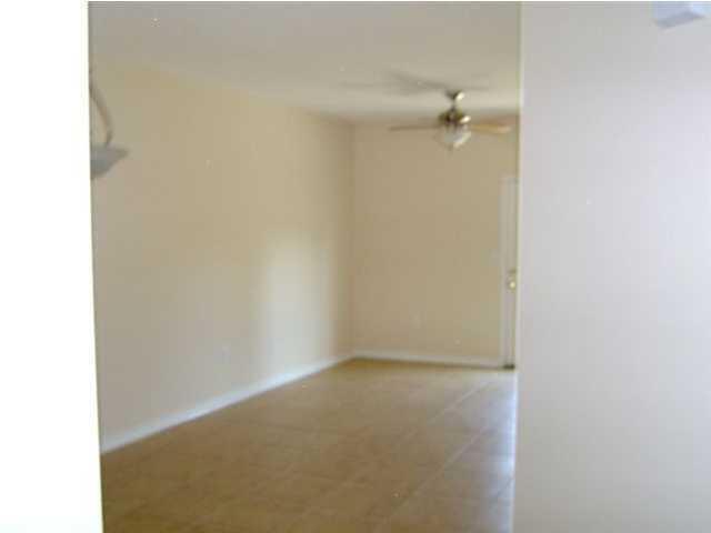 Foto del edificio - 204 Ann Cir