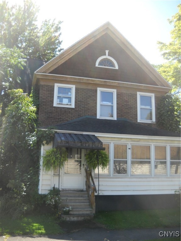 Foto principal - 330 Hawley Ave