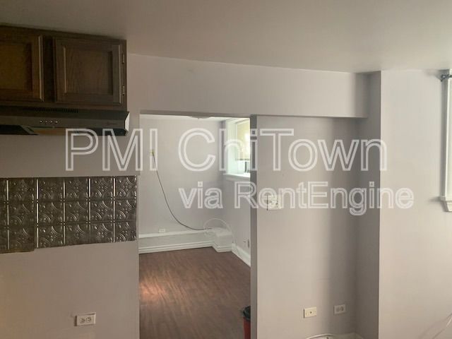 Foto del edificio - 1114 E 62nd St