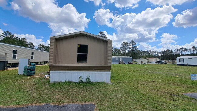 Building Photo - 56 Airbourne Ln