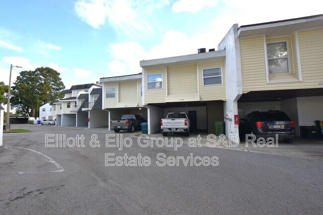 Foto del edificio - 2215 9th St SE