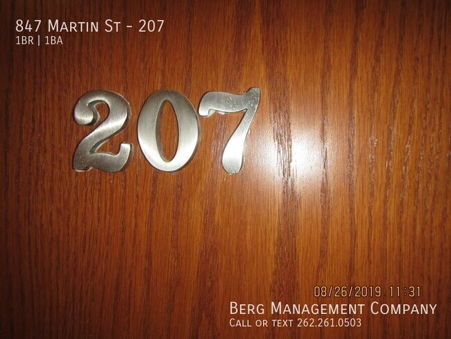 Foto del edificio - 847 Martin St