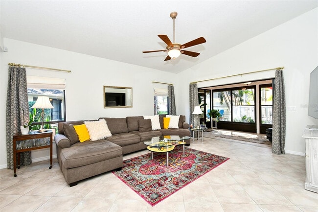 Building Photo - 7805 Pine Trace Dr