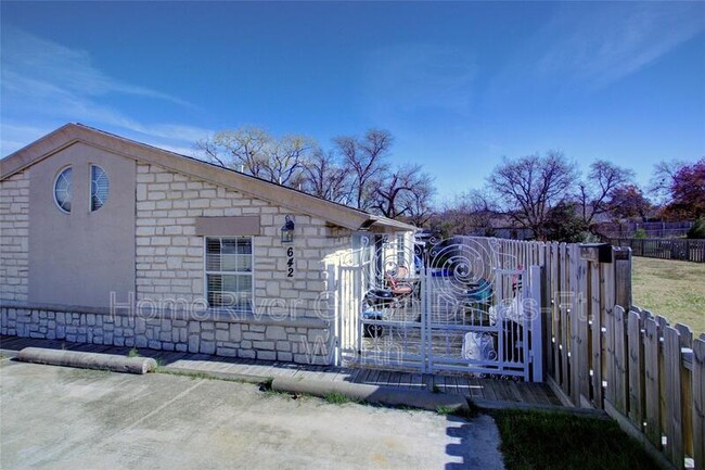 Building Photo - 642 NW 11th St