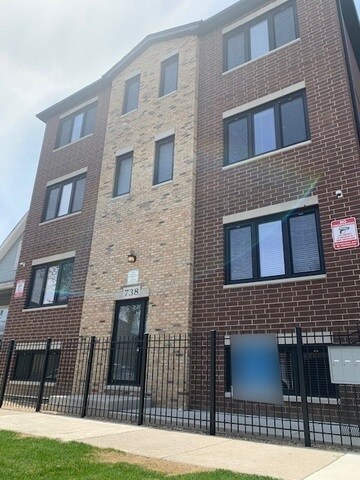 Foto principal - 738 N Avers Ave