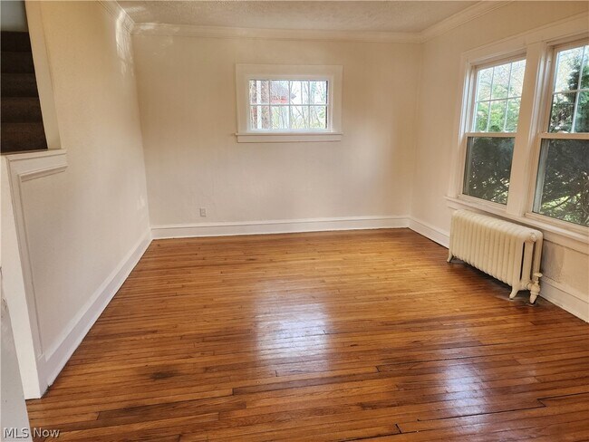 Foto del edificio - 2060 Rossmoor Rd