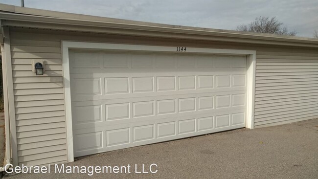 Building Photo - 1144 Normandy Terrace Dr