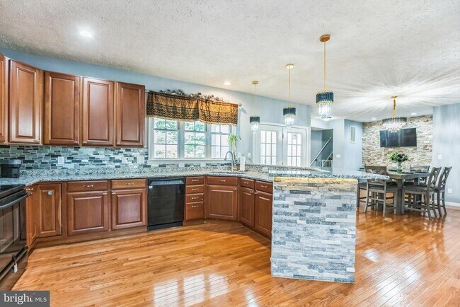 Foto del edificio - 8941 Grotto Ct