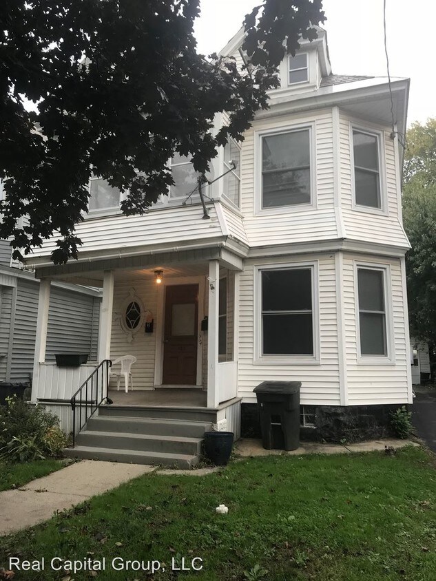 Primary Photo - 126 Park Pl