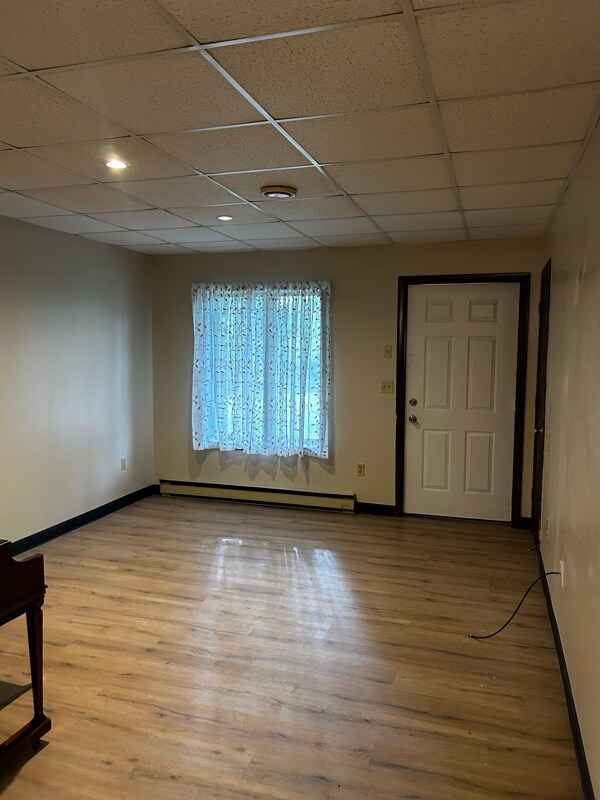 Foto del edificio - 1819 Red Barn Village Rd