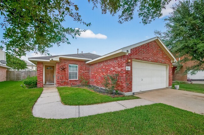 Foto del edificio - 3123 Sun Terrace Ln
