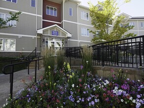 Building Photo - Beacon Heights Apartments