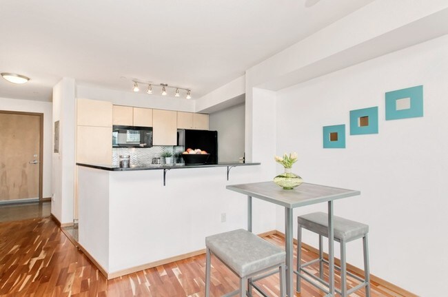 Foto del edificio - 412 11th Ave